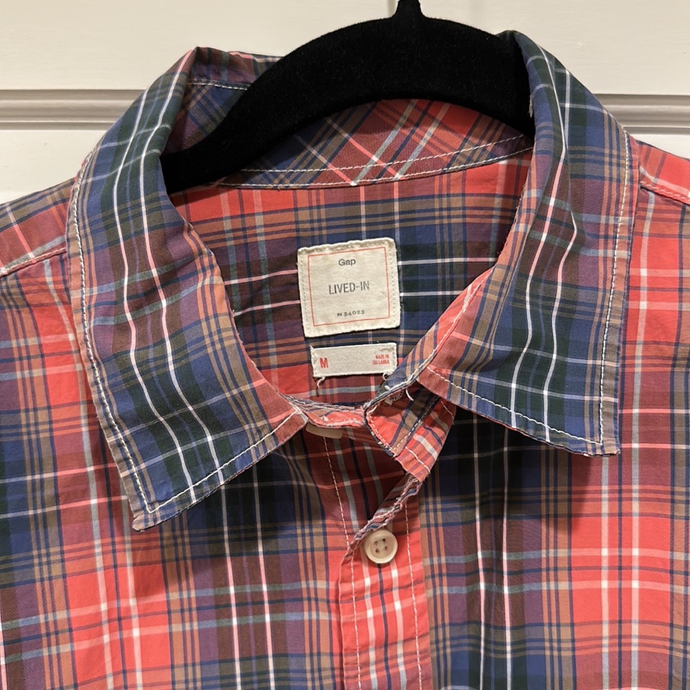 GAP button down - Picture 2 of 3